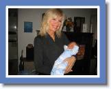 jake & grandma * 2592 x 1944 * (1.08MB)